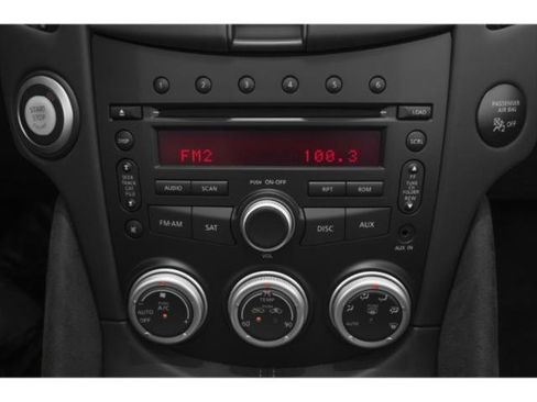 Used 2015 Nissan 370Z Touring Sport image 13