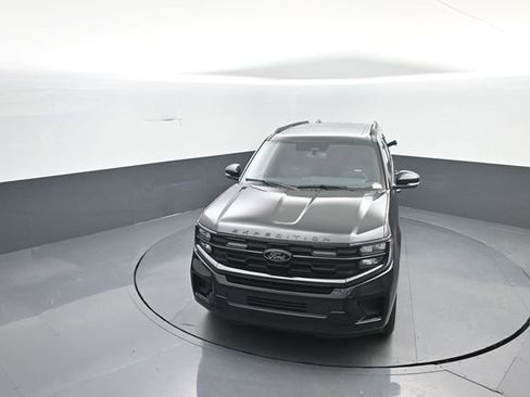 New 2026 Ford Expedition Platinum w/ Stealth Appearance Package AWD/4WD image 26