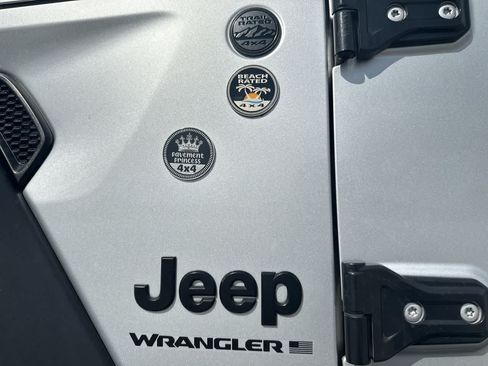 Certified 2023 Jeep Wrangler Sport AWD/4WD image 14