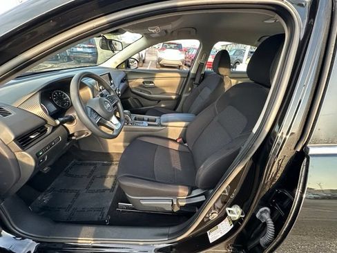Used 2023 Nissan Sentra S FWD image 22
