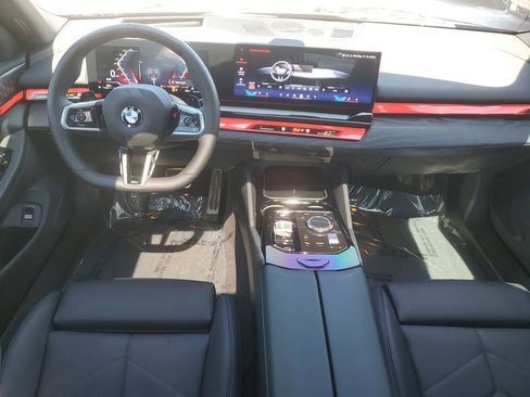 Used 2026 BMW 540i xDrive w/ M Sport Package AWD/4WD image 26