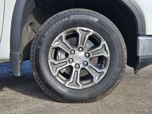 Used 2025 GMC Sierra 1500 SLT image 7