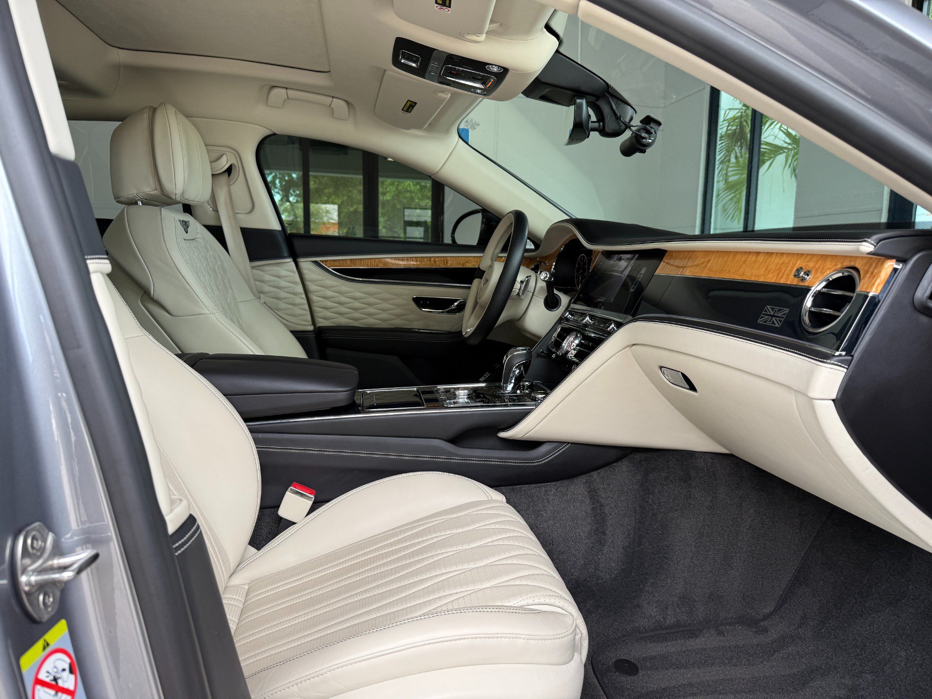 Used 2020 Bentley Flying Spur W12 AWD/4WD image 32