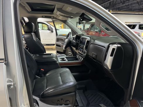 Used 2018 GMC Sierra 1500 SLT image 11