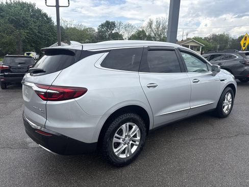 Used 2019 Buick Enclave Premium AWD/4WD image 3