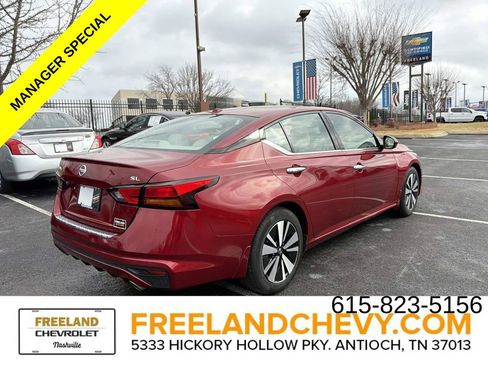 Used 2022 Nissan Altima 2.5 SL FWD image 3