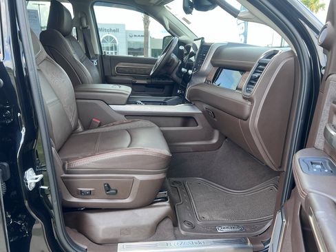 Certified 2025 RAM 2500 Limited AWD/4WD image 13