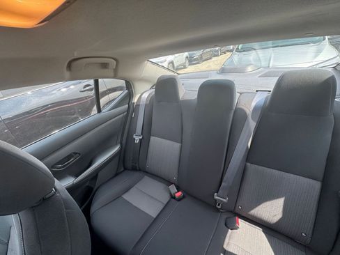 Used 2025 Nissan Sentra SV image 37