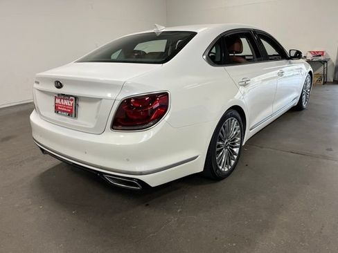 Used 2019 Kia K900 Luxury w/ VIP Package AWD/4WD image 3