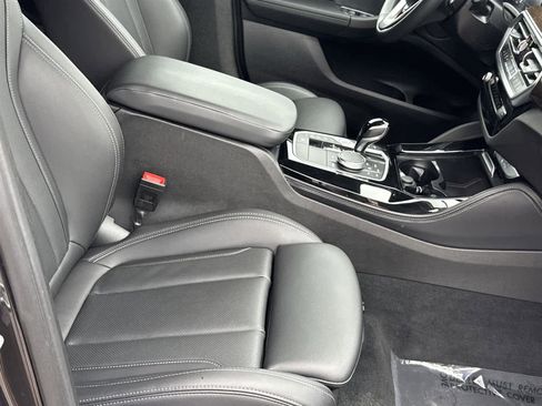 Used 2022 BMW X4 xDrive30i image 17