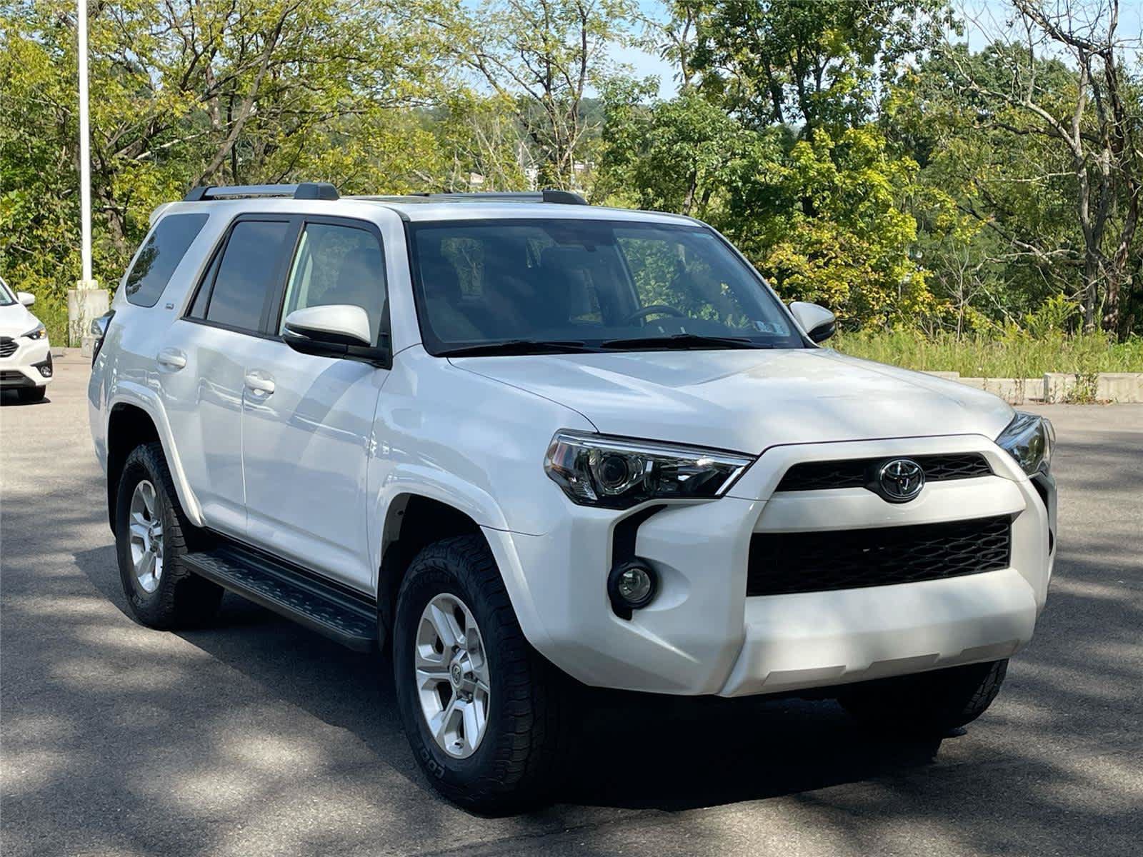 Used 2019 Toyota 4Runner SR5 Premium AWD/4WD image 7
