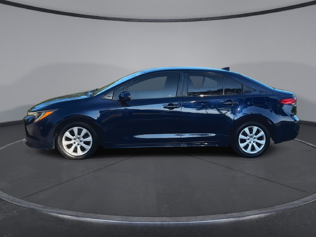 Used 2020 Toyota Corolla LE FWD image 5