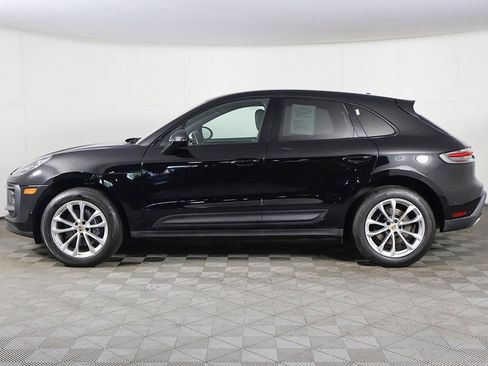 Used 2022 Porsche Macan image 18