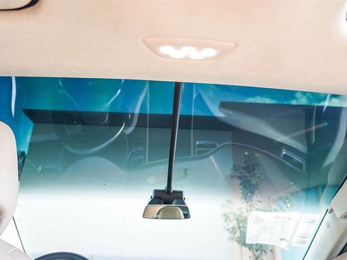 Used 2017 Tesla Model X 75D image 18