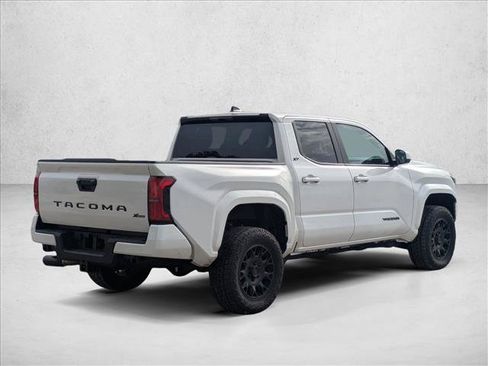 Used 2025 Toyota Tacoma SR5 RWD image 5