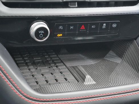 Certified 2025 Ford Explorer ST AWD/4WD image 18