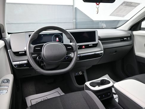 Used 2024 Hyundai Ioniq 5 SEL RWD image 26