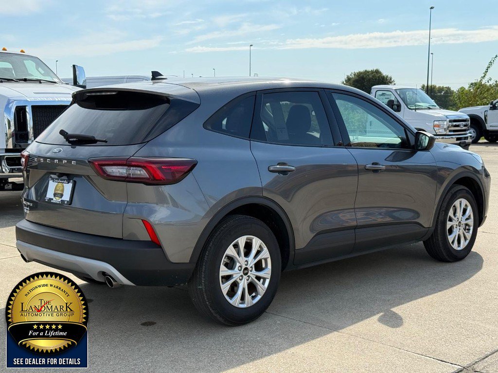 Used 2025 Ford Escape Active FWD image 5