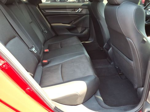 Used 2020 Honda Accord Sport image 23