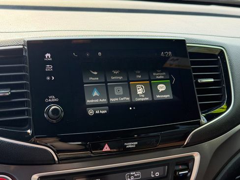 Used 2025 Honda Passport EX-L image 24