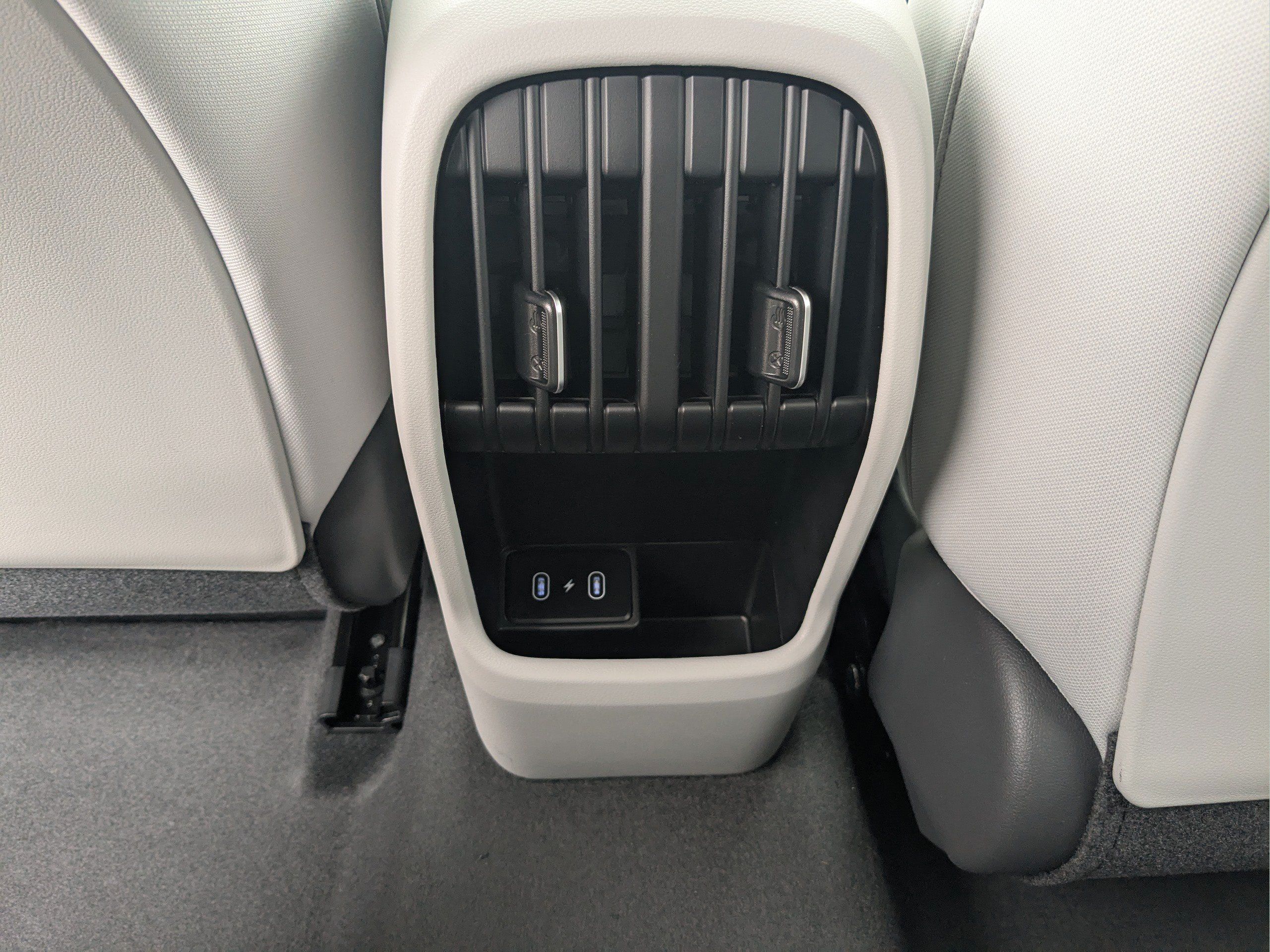 New 2027 Hyundai Kona SEL Sport FWD image 19