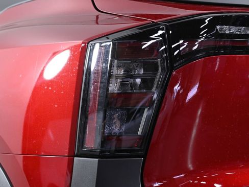 New 2026 Nissan Kicks SV w/ SV Premium Package image 6