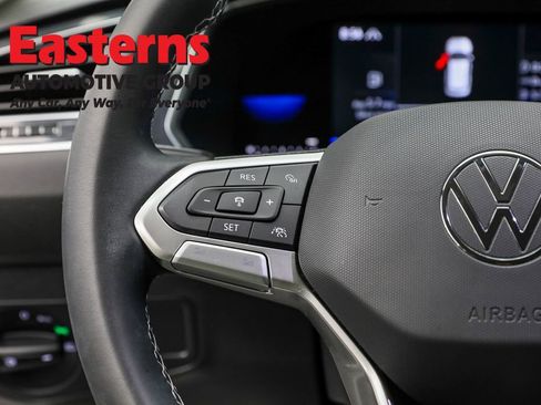 Used 2022 Volkswagen Tiguan S image 15