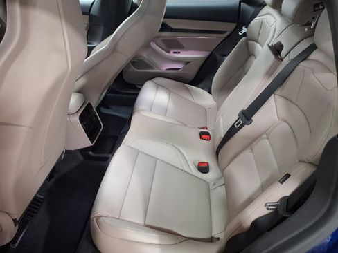Used 2024 Porsche Taycan 4S image 18