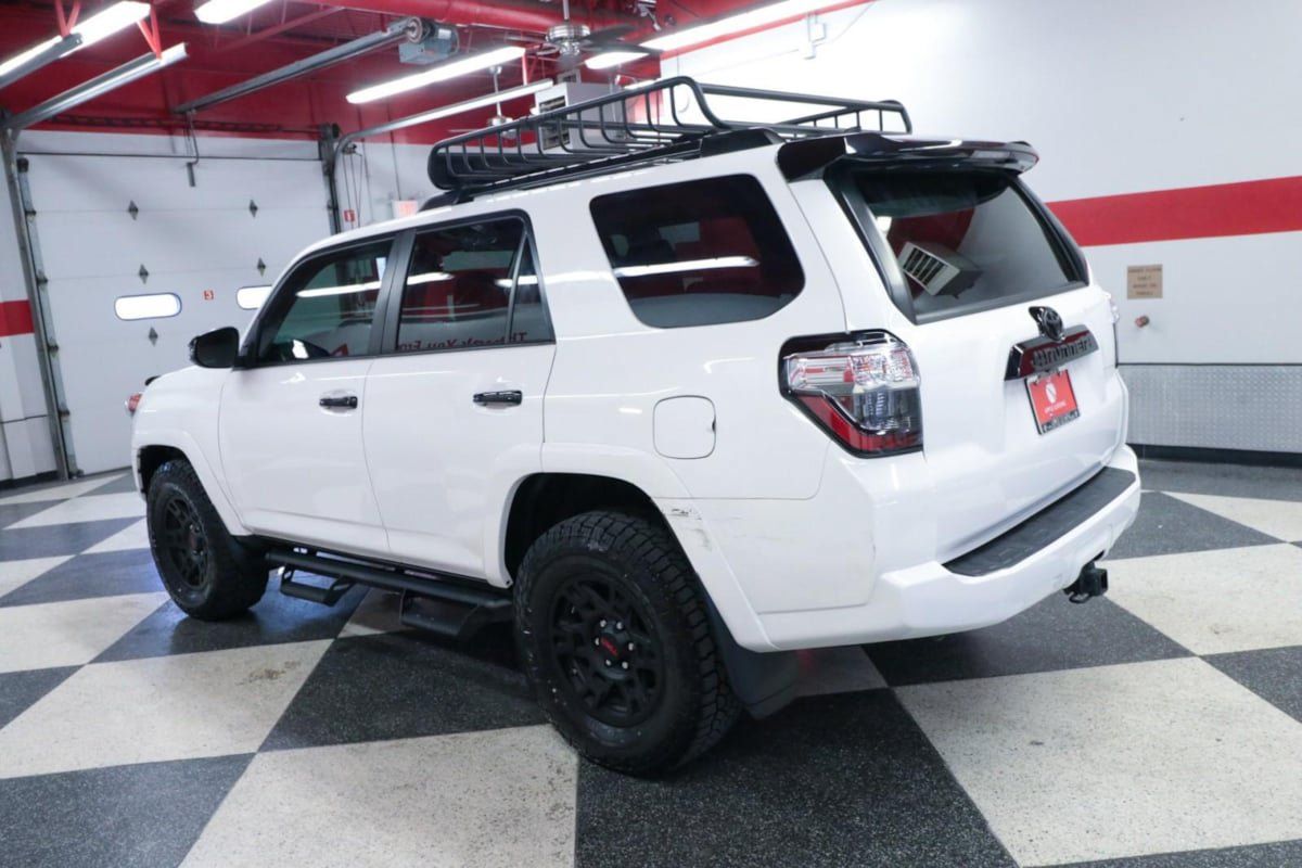 Used 2021 Toyota 4Runner Venture AWD/4WD image 7