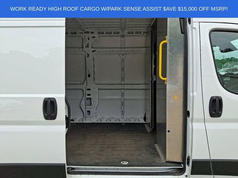 Used 2025 RAM ProMaster 2500 FWD image 10
