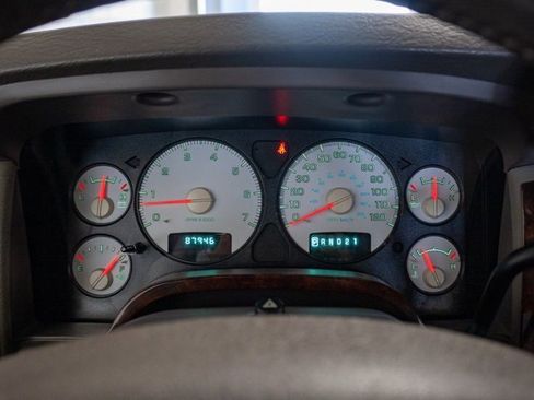 Used 2005 Dodge Ram 1500 Truck SLT image 12