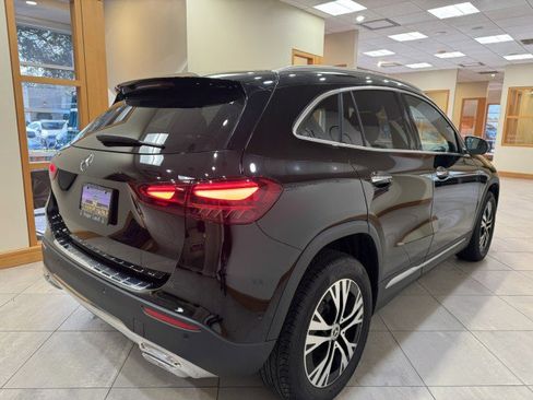 Certified 2025 Mercedes-Benz GLA 250 image 5