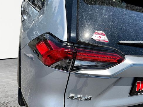 Used 2023 Toyota RAV4 SE AWD/4WD image 23