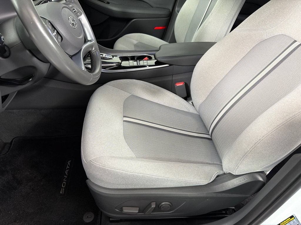 Used 2021 Hyundai Sonata SEL w/ Convenience Package FWD image 10