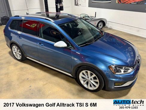 Used 2017 Volkswagen Golf Alltrack SE image 4