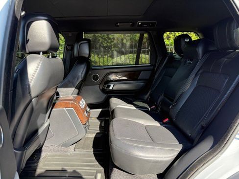 Used 2020 Land Rover Range Rover Long Wheelbase HSE image 12