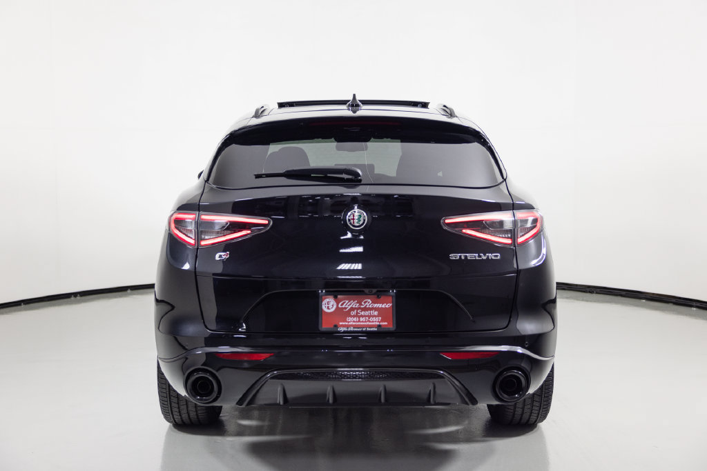 New 2026 Alfa Romeo Stelvio Sprint AWD/4WD image 10