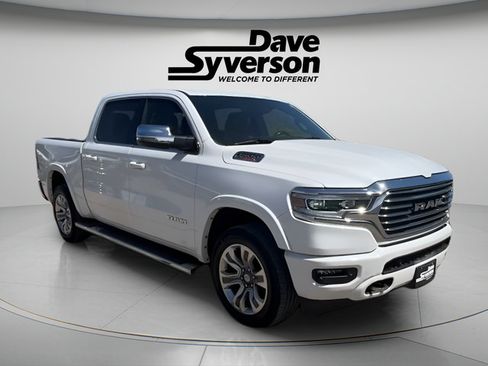 Used 2023 RAM 1500 Limited w/ Body Color Bumper Group AWD/4WD image 3