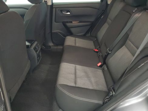 Used 2025 Nissan Rogue SV AWD/4WD image 13