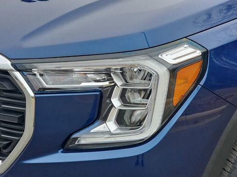 Used 2022 GMC Terrain SLE w/ Driver Convenience Package image 36