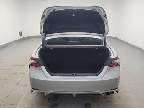 Used 2021 Toyota Camry SE image 29