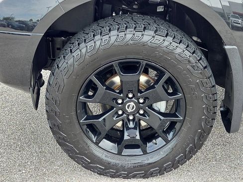 Used 2019 Nissan Frontier SV w/ Value Truck Package AWD/4WD image 7
