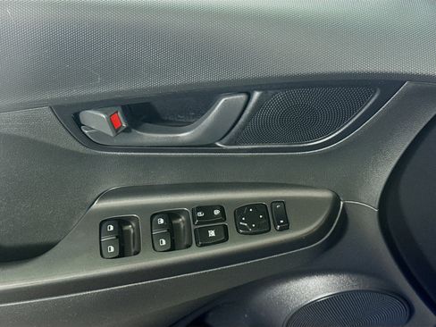 Used 2019 Hyundai Kona SE image 22