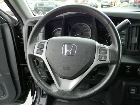 Used 2014 Honda Ridgeline Sport image 9