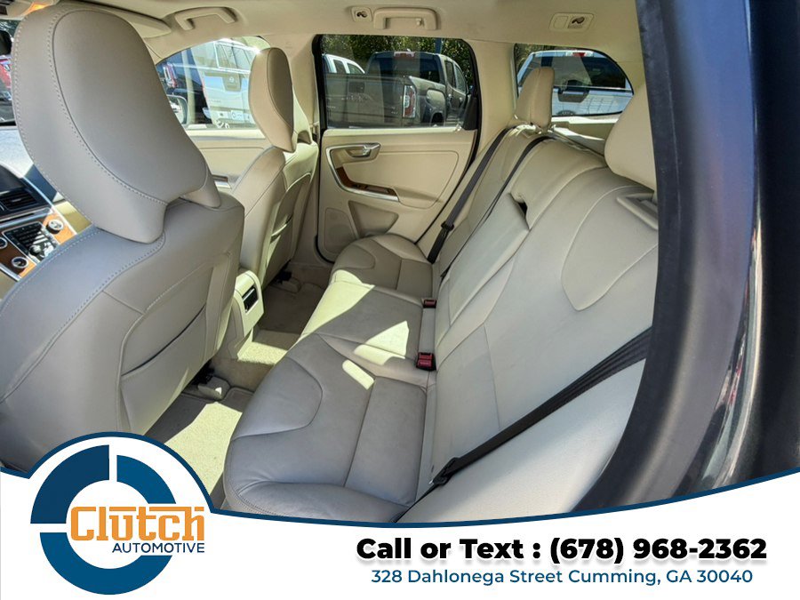Used 2015 Volvo XC60 T6 AWD/4WD image 13