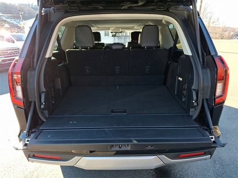 Used 2025 Ford Expedition Max Platinum image 29