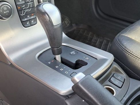 Used 2007 Volvo C70 T5 image 15