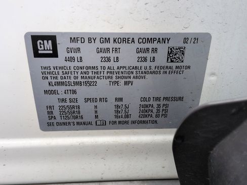 Used 2021 Buick Encore GX Essence w/ Experience Buick Package image 6