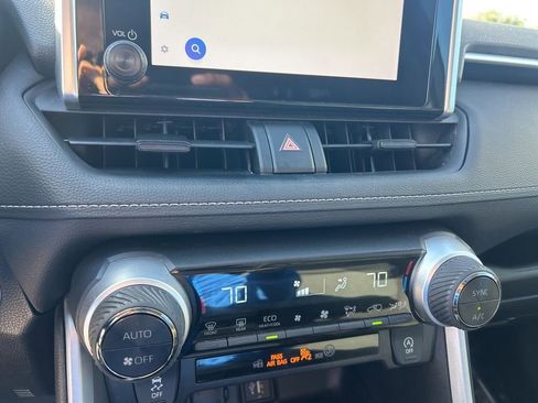 Used 2023 Toyota RAV4 XLE image 39