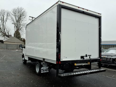 New 2025 Chevrolet Express 3500 Extended Wheelbase w/ Power Convenience Package image 6